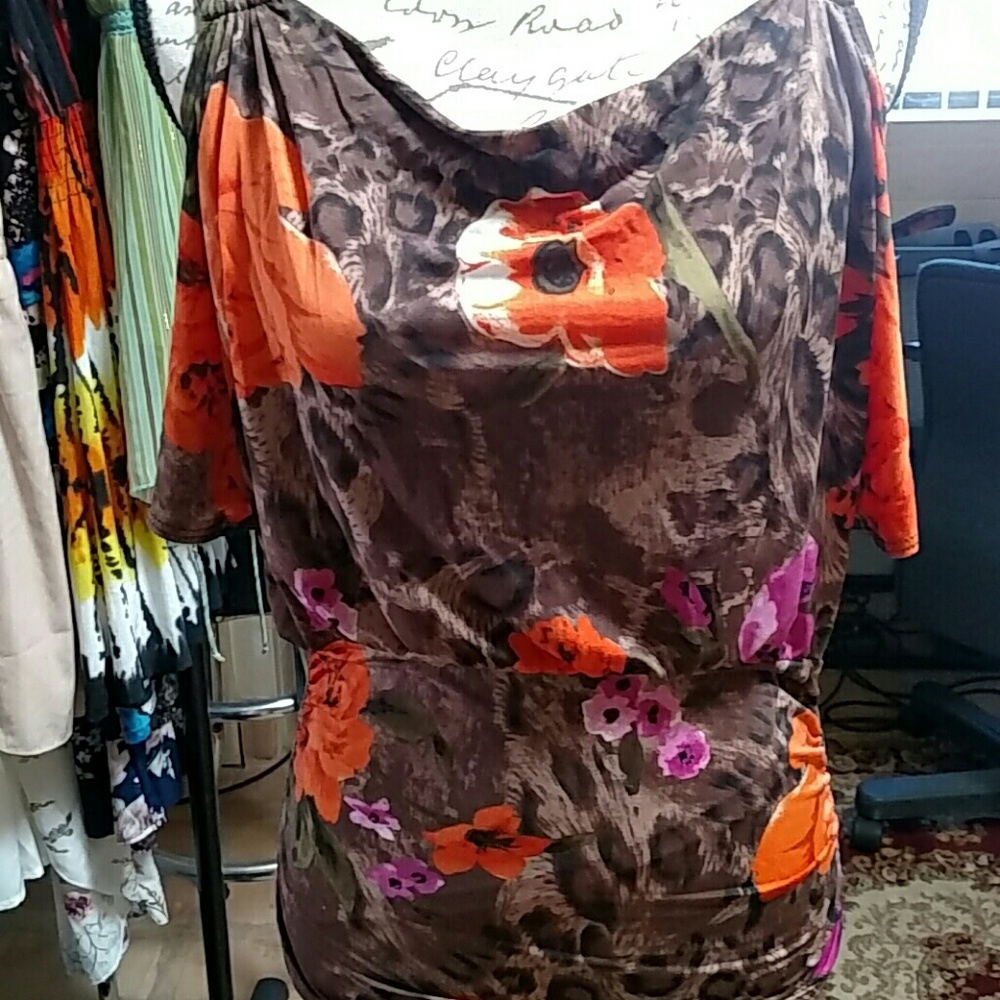 Stretchy floral earthtone, shirt